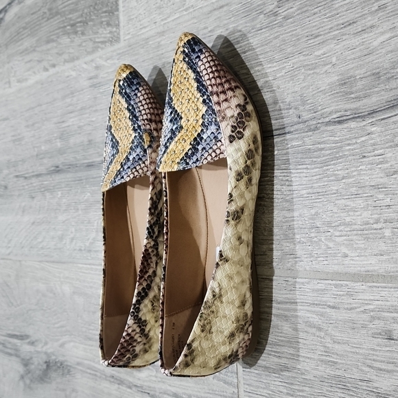 Steve Madden Snakeskin Loafers - Picture 2 of 8